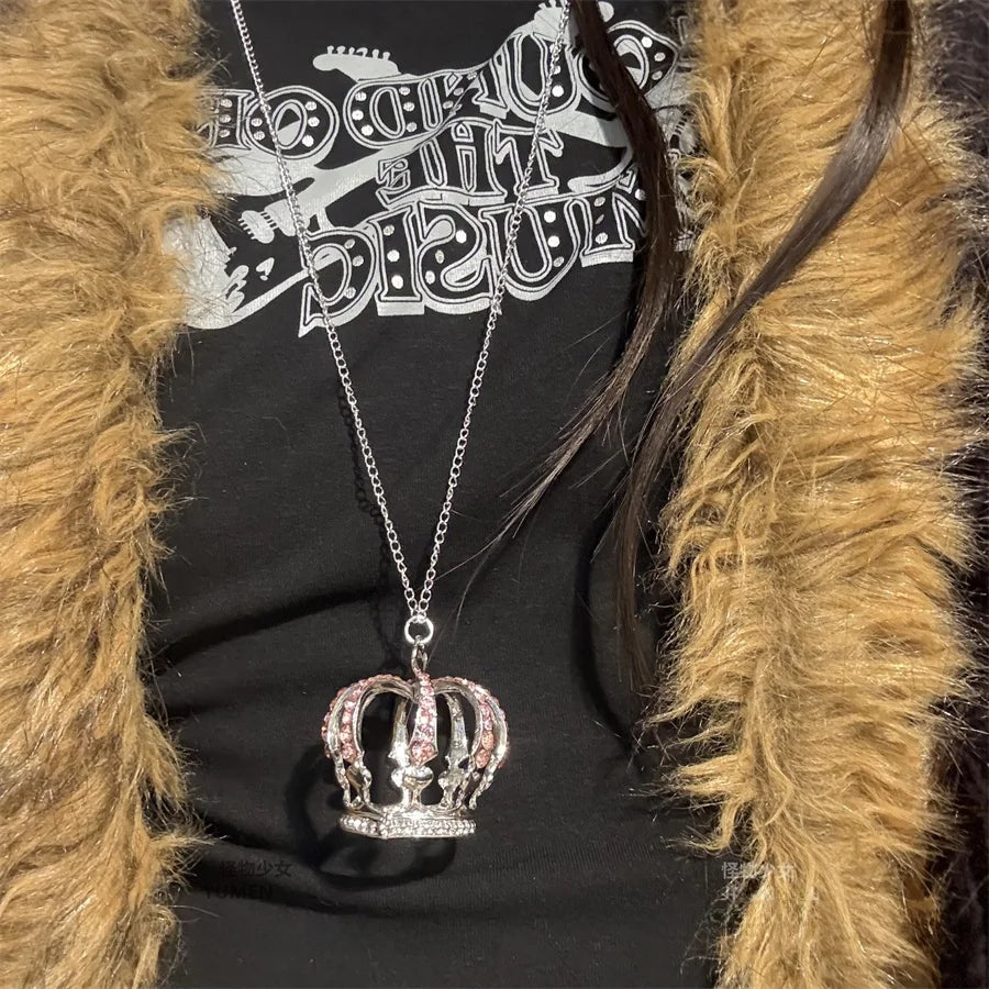 Retro Girl Crown Necklace