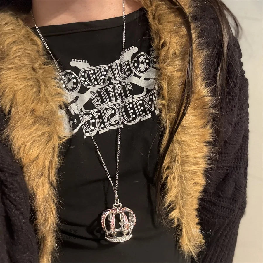 Retro Girl Crown Necklace