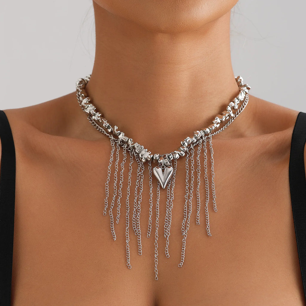 Retro Dripping Heart Shaped Chain Pendant